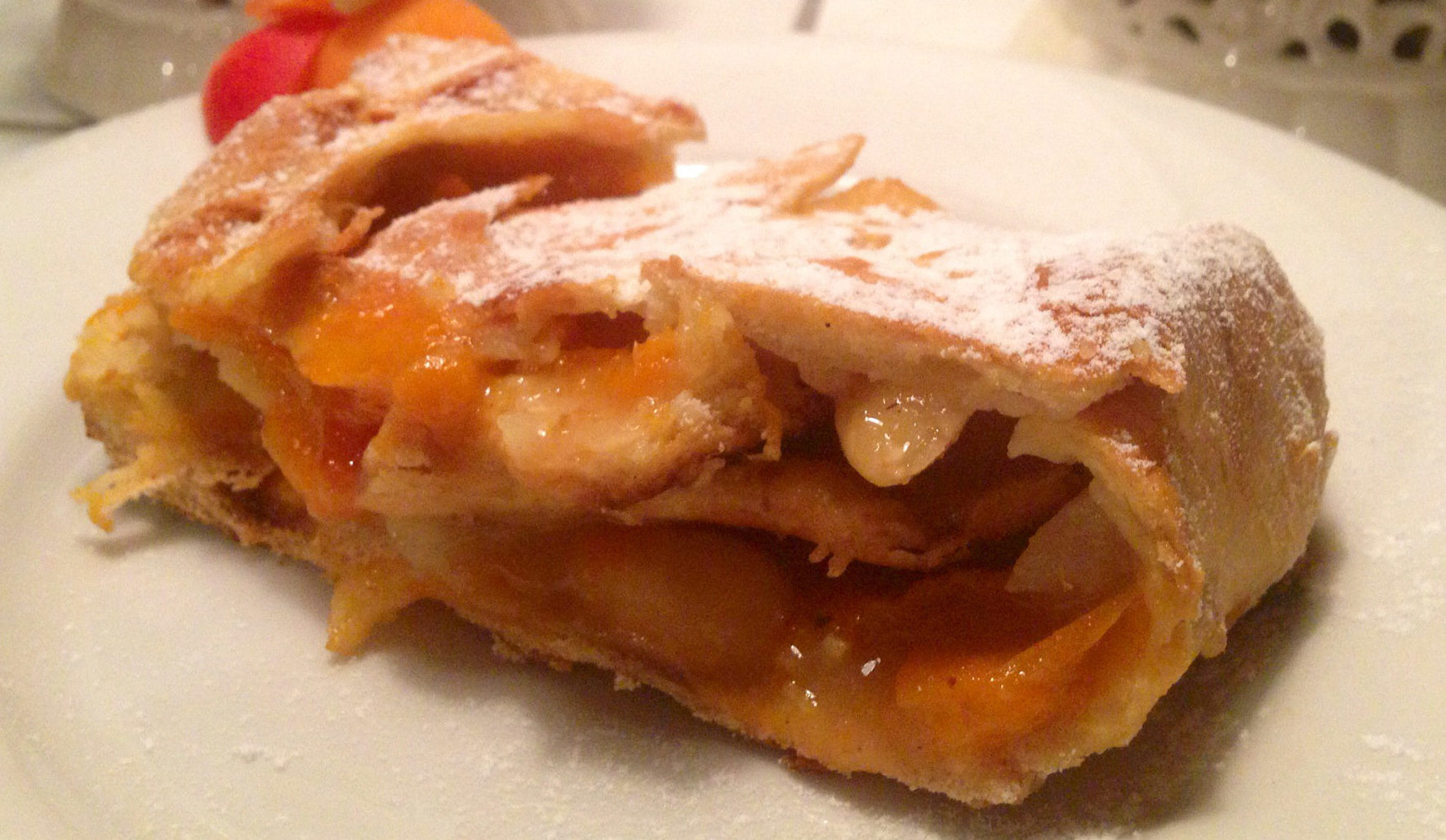 strudel di nespole