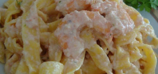 tagliatelle gamberi e yogurt greco rosa