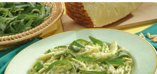 cavatelli-al-pesto-di-rucola-e-canestrato-dop