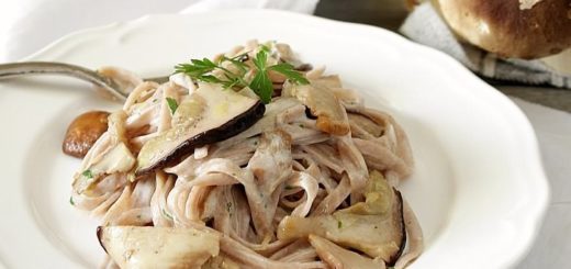 tagliatelle-castagne-di-vallerano-dop-noci-e-funghi